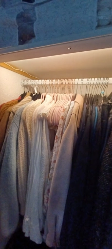 Contemporary, Dressing