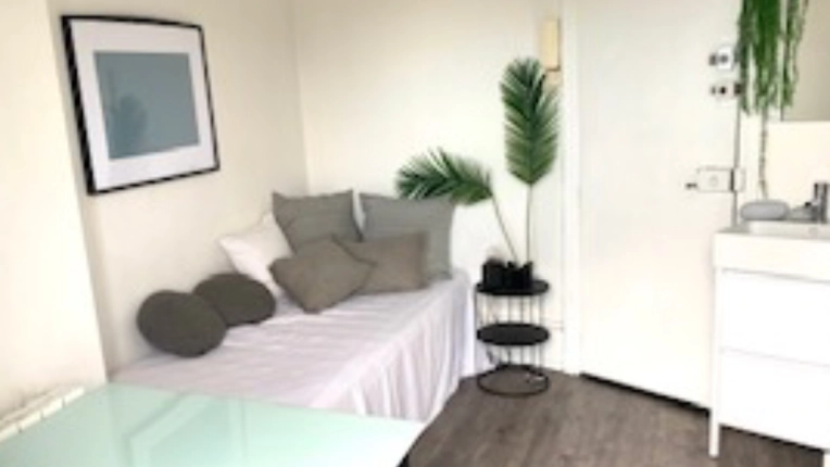 Rustic, Bohemian, Flats / Apartments, Vintage, Room