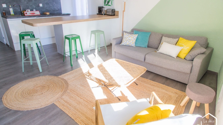 Scandinavian, Flats / Apartments