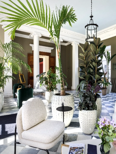 Hotel, Commercial Buildings, Restaurant, Chic