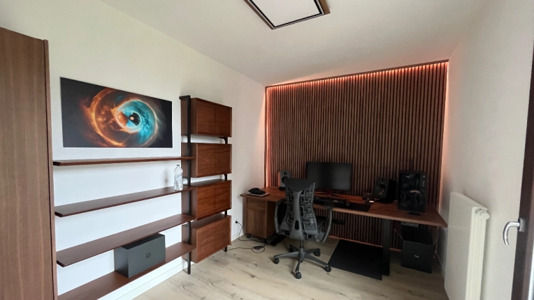 Contemporary, Flats / Apartments