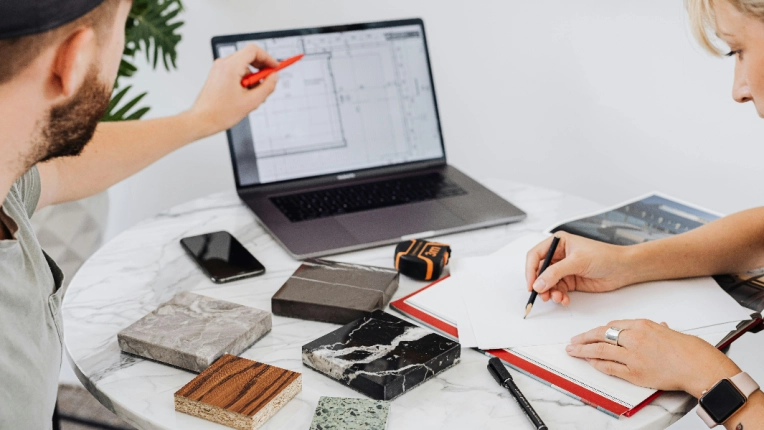 Flats / Apartments, Chic