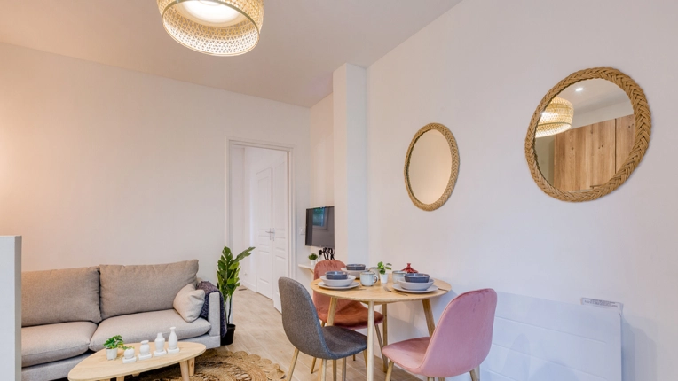 Bohemian, Flats / Apartments