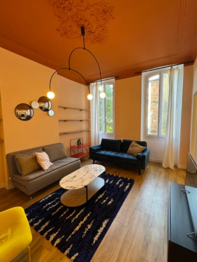 Contemporary, Flats / Apartments, Vintage, Chic