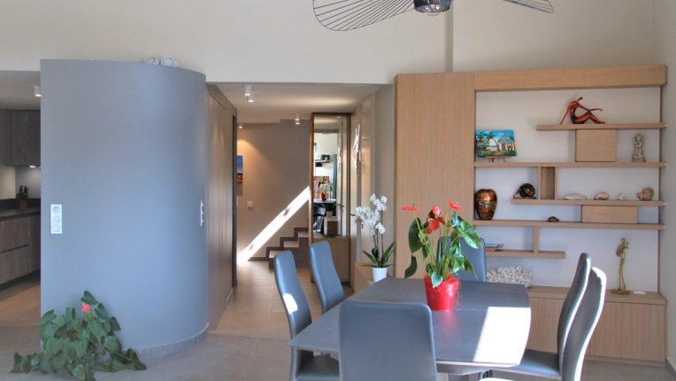 Contemporary, Chic, Living room