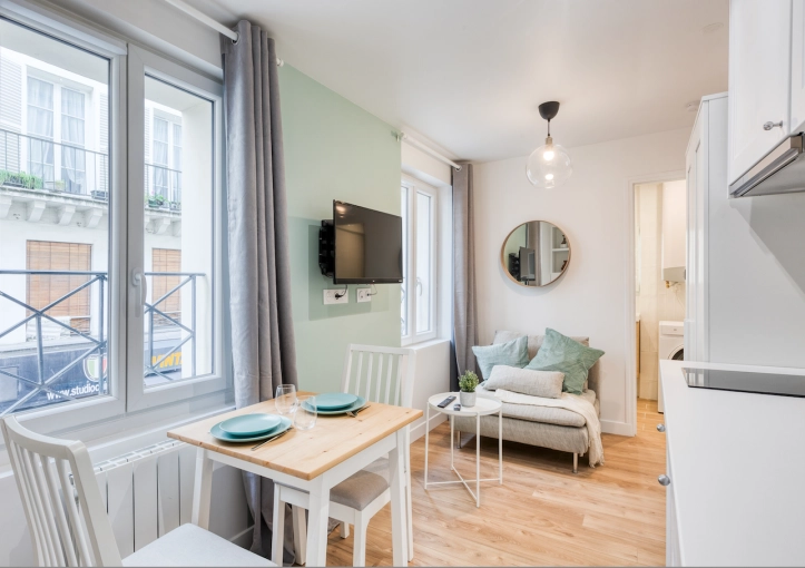 Scandinavian, Flats / Apartments