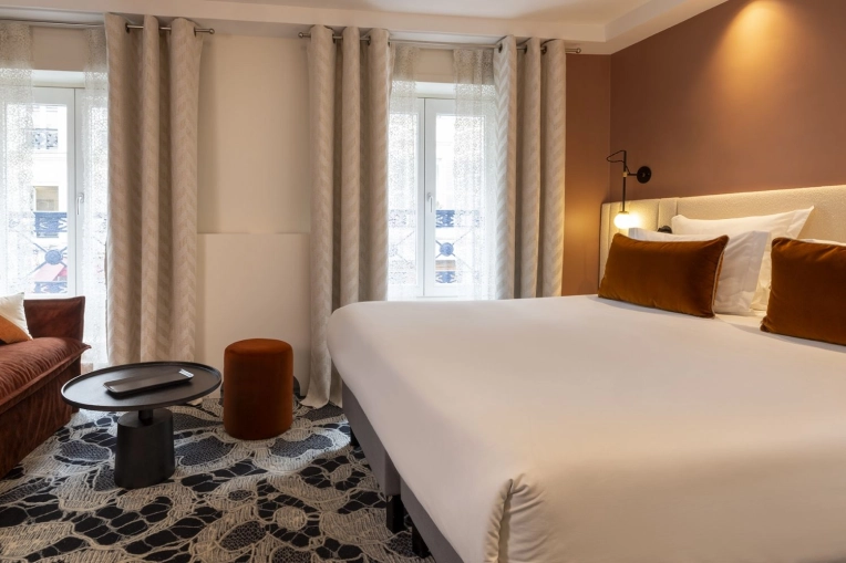 Hotel, Contemporary, Chic