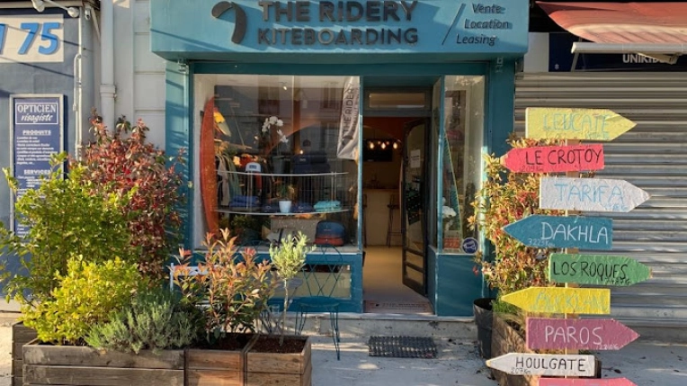 Bohemian, Retail / store