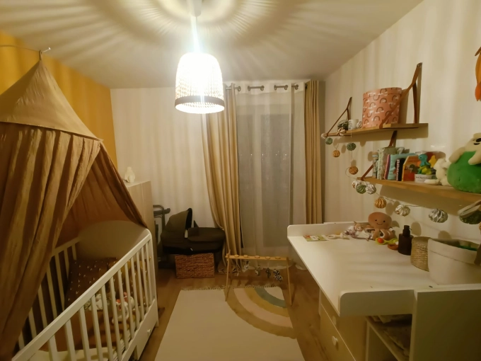 Contemporary, Flats / Apartments