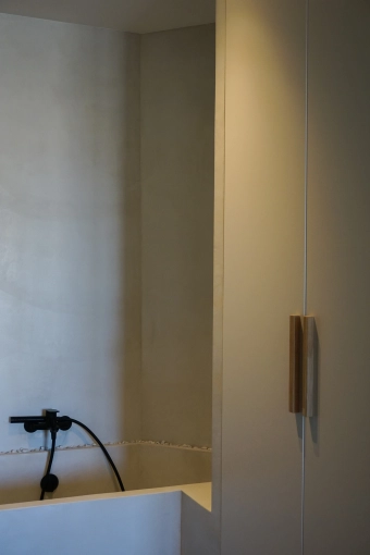 Minimalist, Contemporary, Vintage, Bathroom, Chic, Full Project