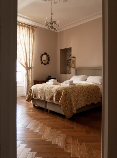 Contemporary, Flats / Apartments, Chic, Consultation Visit, Full Project, Coach shopping, Shopping list