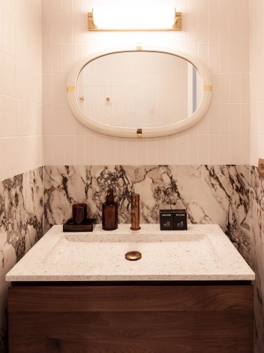 Minimalist, Contemporary, Bathroom, Chic, Consultation Visit, Full Project, Coach shopping, Shopping list