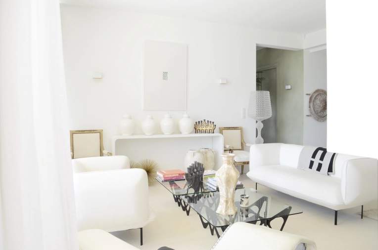 Minimalist, Contemporary, Chic, Living room, Consultation Visit, Full Project, Coach shopping, Shopping list