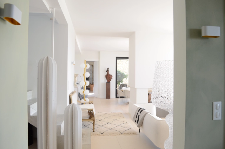 Minimalist, Contemporary, Chic, Living room, Consultation Visit, Full Project, Coach shopping, Shopping list