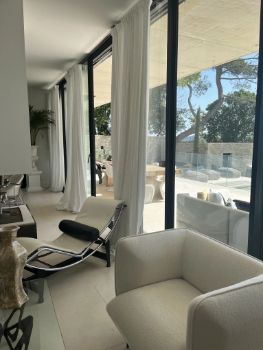 Minimalist, Contemporary, Chic, Living room, Consultation Visit, Full Project, Coach shopping, Shopping list