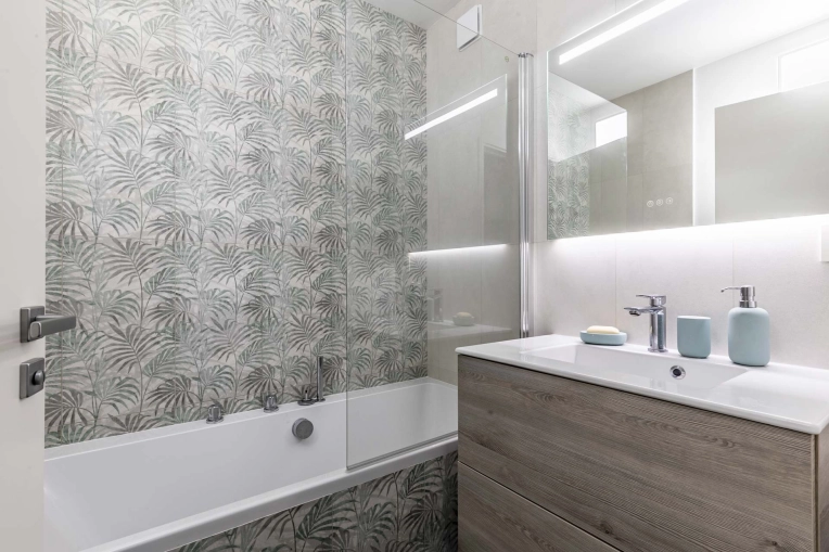 Contemporary, Bathroom, Full Project