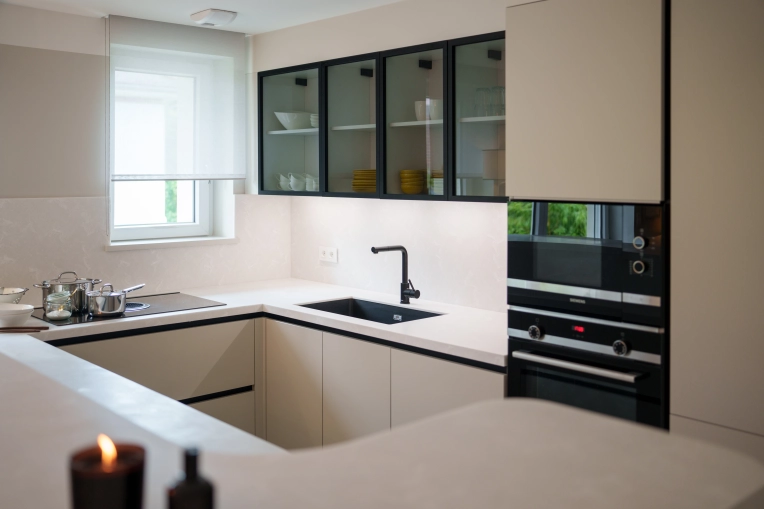 Contemporary, Kitchen