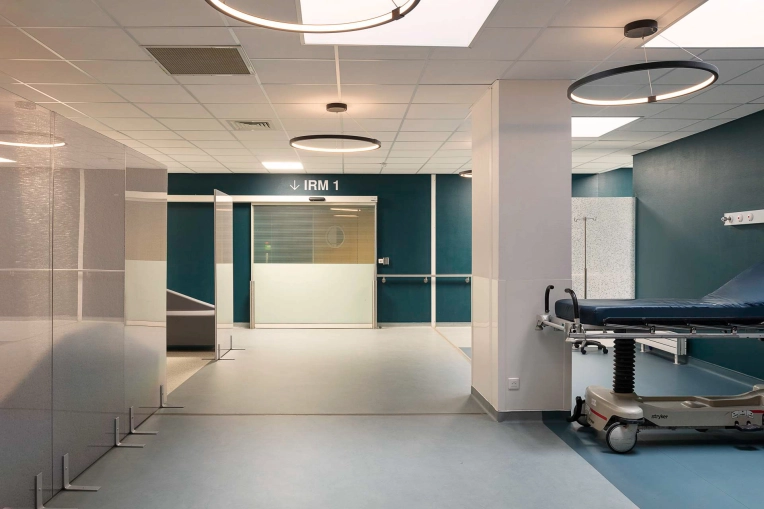 Minimalist, Contemporary, Buildings Open to the Public, Full Project