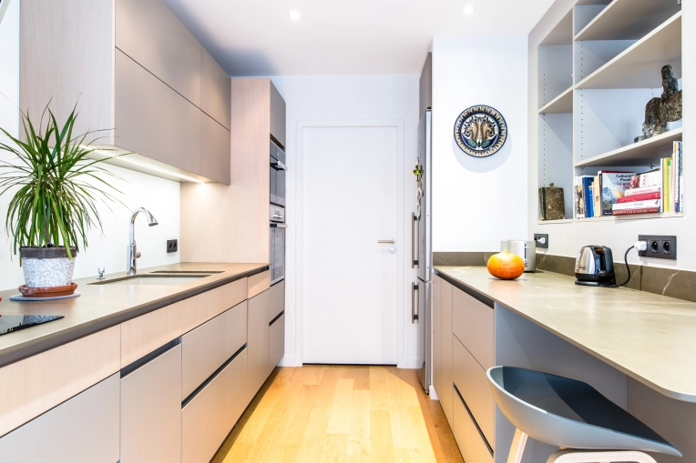 Kitchen, Chic, Consultation Visit, Full Project, Creation of exclusive furniture, 3D ambiance, Plan