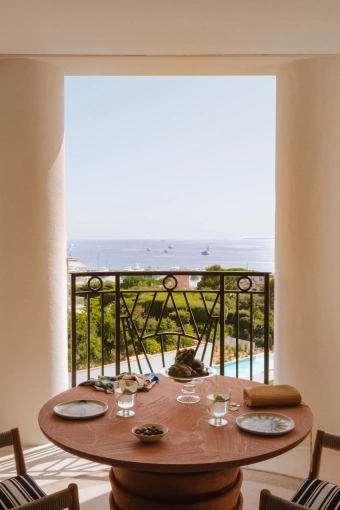 Contemporary, Restaurant, Consultation Visit, Creation of exclusive furniture, Shopping list, 3D ambiance, Plan