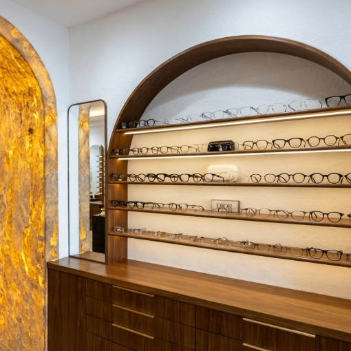 Contemporary, Retail / store, Chic, Full Project, Creation of exclusive furniture, Renovation
