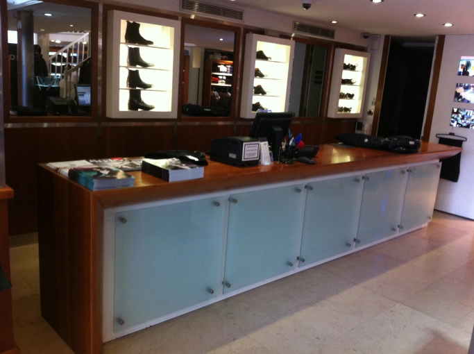 Contemporary, Retail / store, Full Project