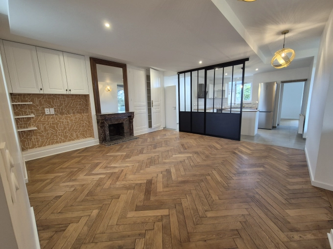 Contemporary, Vintage, Chic, Living room, Full Project, Energy renovation, Creation of exclusive furniture, 3D ambiance, Plan, Renovation