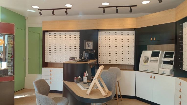 Industrial, Contemporary, Retail / store, Commercial Buildings, Chic