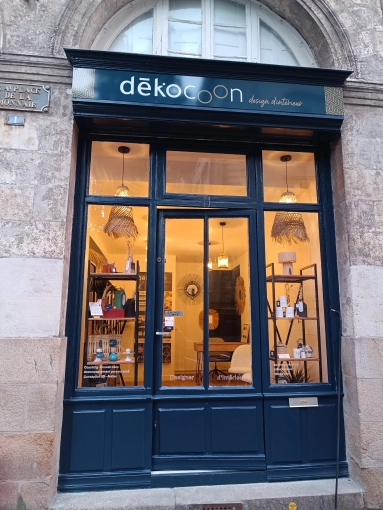 Industrial, Minimalist, Retail / store, Commercial Buildings, Nature, Office